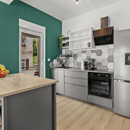 Green Oasis New Apartment Πούλα Εξωτερικό φωτογραφία